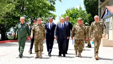 Komutanlar İran Sınırında! Güvenlik Artırıldı