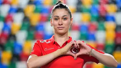 Aysel Önder Dünya Rekoruyla Avrupa Şampiyonu!