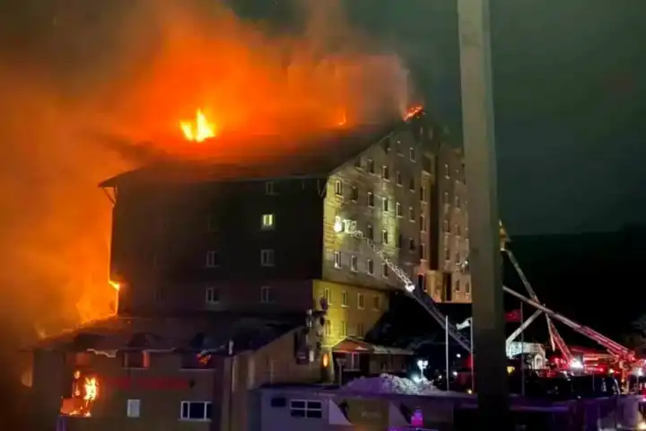 Kartalkaya'da Otel Yangını: 10 Ölü, 32 Yaralı! Ünlülerden Taziye Selü
